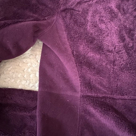 L.L. Bean Women’s Fleece Jacket, Sz.M, Plum Purple, Full Zip Cozy Outdoor EUC - Picture 15 of 16